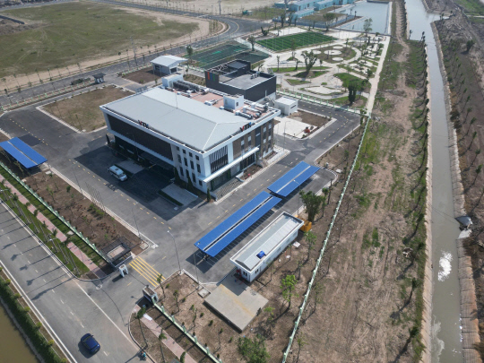 알스퀘어가 VTK와 함께 베트남 산업용 부동산 투자 설명회를 오는 17일 서울 삼성동 코엑스에서 개최한다. 해당 사진은 VTK의 흥옌성 클린산업단지 부지. [알스퀘어 제공]